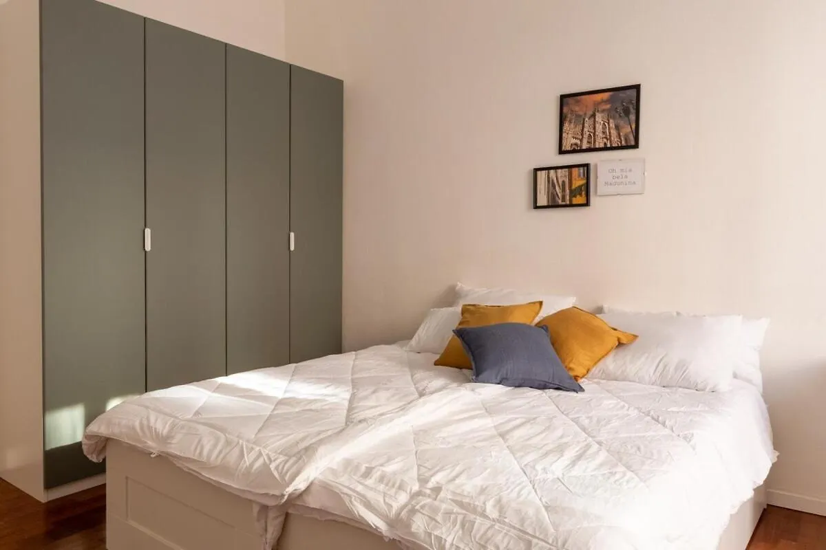 Stradivari Apartment - Milan City - By Host4U