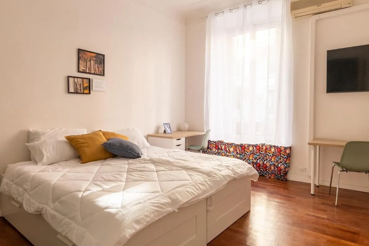 Stradivari Apartment - Milan City - By Host4U