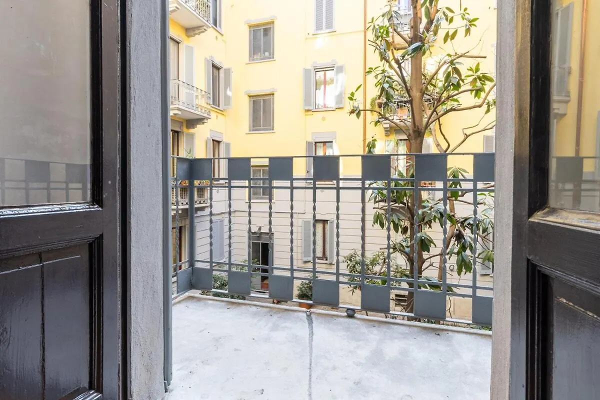 Stradivari Apartment - Milan City - By Host4U